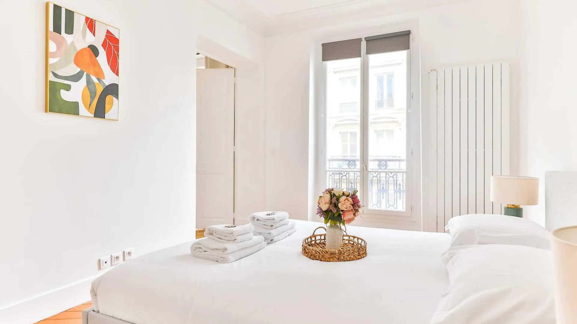Διαμέρισμα Spacious - 2br-4p - Montmartre-moulin Rouge Παρίσι